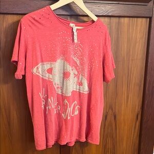 Magnolia Pearl Red Speckled T-Shirt